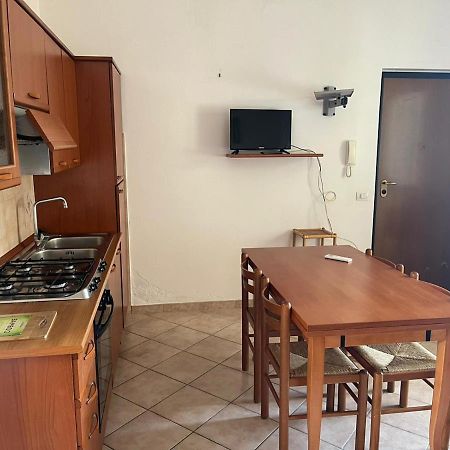Апартаменты Bilocale Vista Mare Sul Lungomare Сидерно-Марина Экстерьер фото